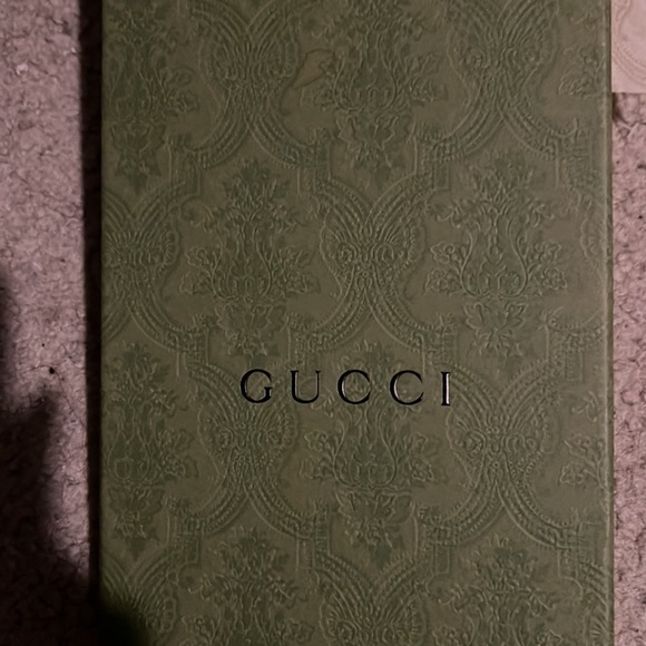 Authentic Black and White Gucci long socks - Picture 6 of 8